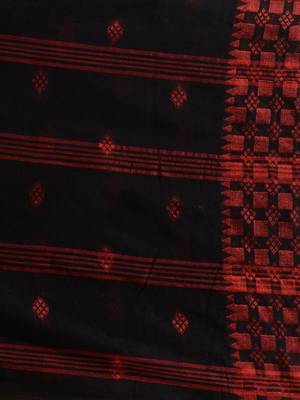 Black Cotton Handspun Soft Saree With Geometric Border 5
