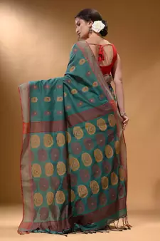 Teal Silk Matka Soft Saree With Paisley Motifs
