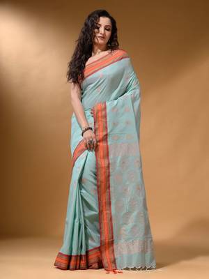 Sea Green Silk Matka Soft Saree With Paisley Motifs 2