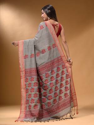 Grey Silk Matka Soft Saree With Nakshi Pallu 5