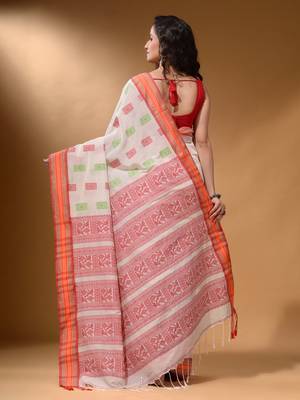 Off White Silk Matka Soft Saree With Nakshi Pallu 4