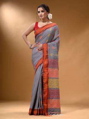 Grey Silk Matka Soft Saree With Nakshi Pallu 1