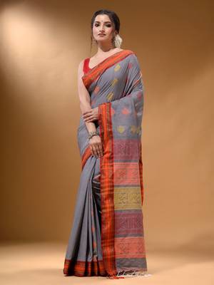 Grey Silk Matka Soft Saree With Nakshi Pallu 2