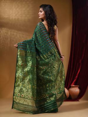Green Cotton Handwoven Jamdani Saree With Woven Buttas And Floral Designs 4