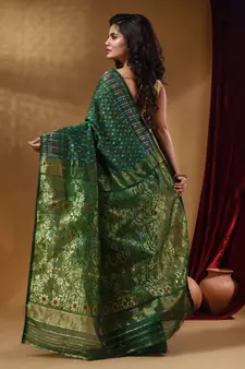 Green Cotton Handwoven Jamdani Saree With Woven Buttas And Floral Designs