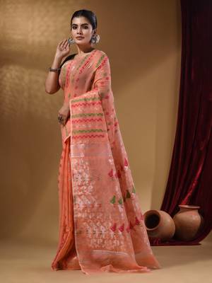 Peach Cotton Handwoven Jamdani Saree With Chevron Designs 3
