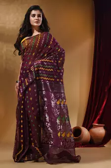 Purple Cotton Handwoven Jamdani Saree With Chevron Designs
