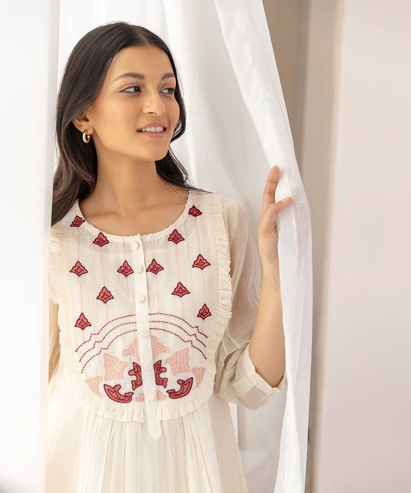 Red Half Yoke Embroided Kurta With Pleated Pants