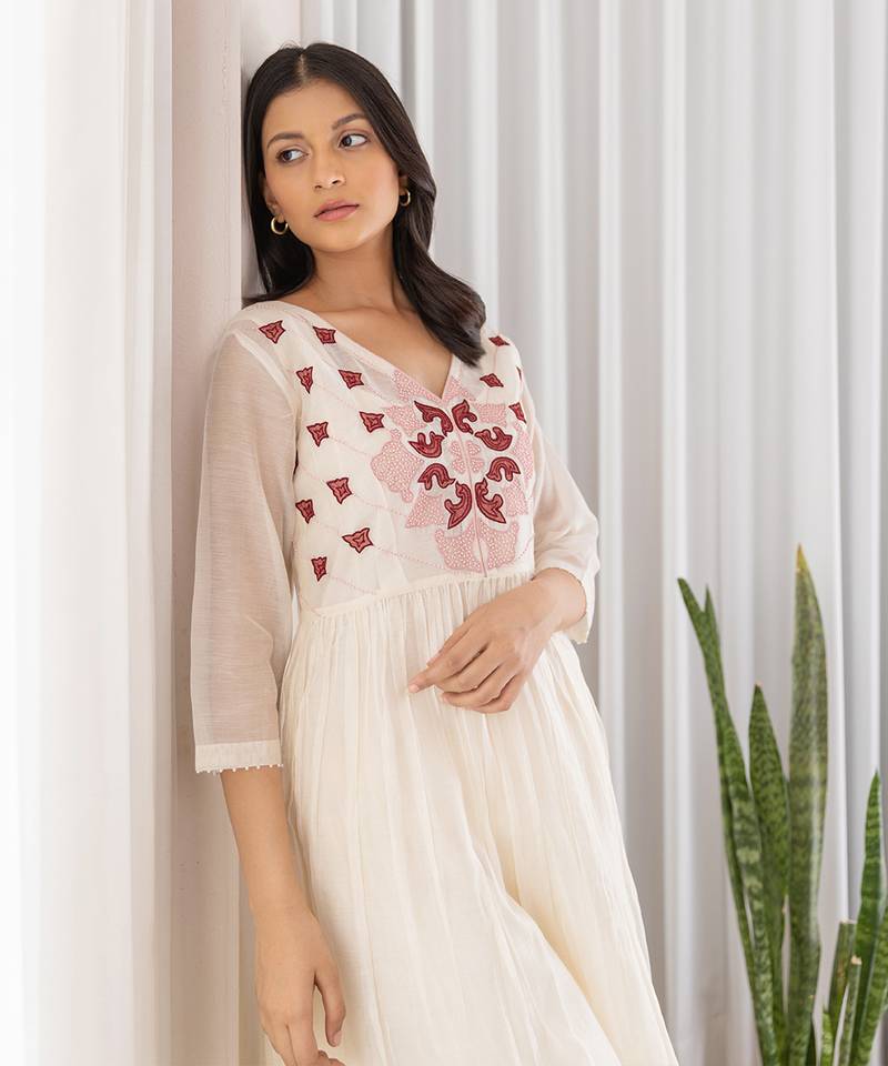 Red Full Yoke Embroided Kurta With Pleated Pants