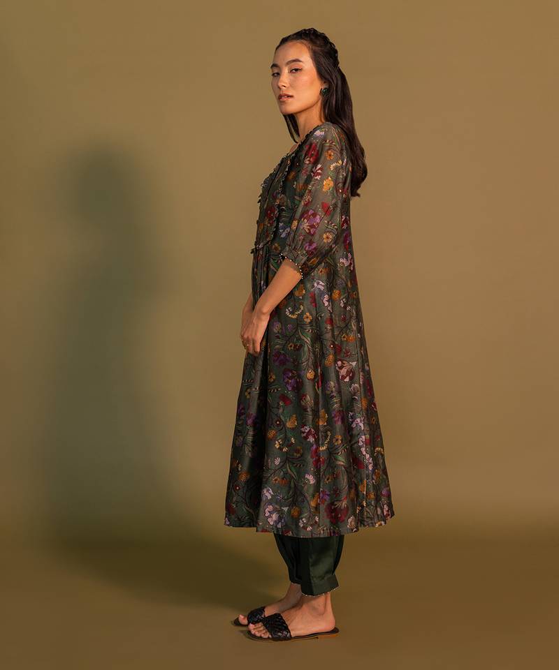 Green Kurta With Frill Deatiling Yoke And Pleated Pants