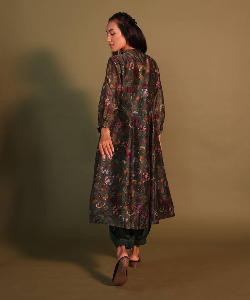 Green Kurta With Pearl Detailed Smocking And Pleated Pants