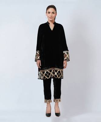 Black Silk Velvet Kurta And Straight Pants With Gota Lace Detail Set 1