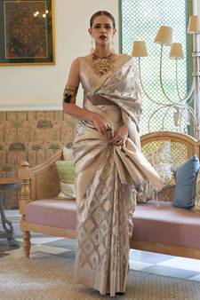 Grey Woven Silk Blend Saree With Blouse