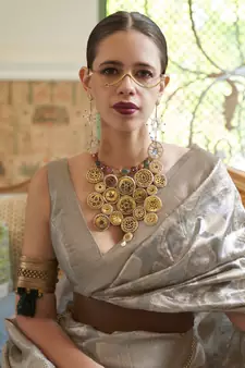 grey woven silk blend blend saree with blouse