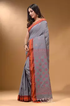 Grey Silk Matka Soft Saree Contrast With  Textured Pallu
