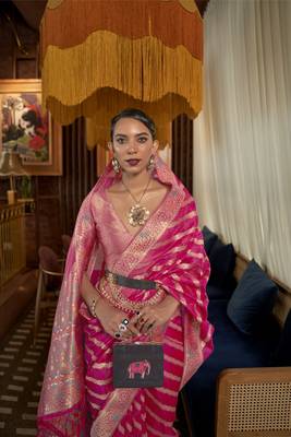 Pink woven organza saree with blouse 2