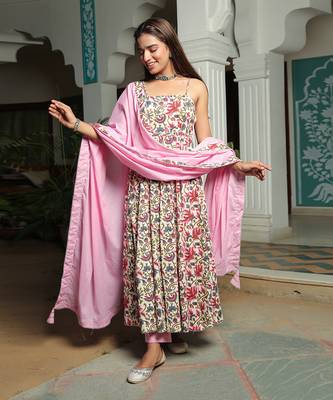 Namah Ivory Floral Anarkali Suit With Baby Pink Dupatta Set 2