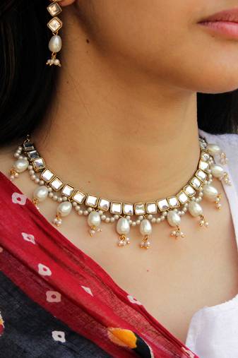 Kundan And Drop Pearl Neckacle