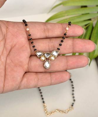 Kundan Studded Mangal Sutra 4