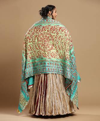Bandhani Dupatta, Textured Lehenga And Blouse 2
