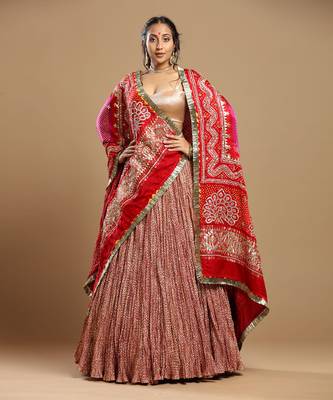 Bandhani Dupatta, Textured Lehenga And Blouse 2