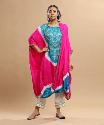 Fuschia Pink And Turqoise Bandhani Kaftan 1