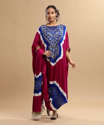 Electric Blue And Majenta Bandhani Kaftan 2