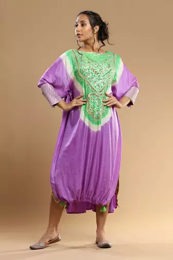 Mauve And Green Bandhani Kaftan