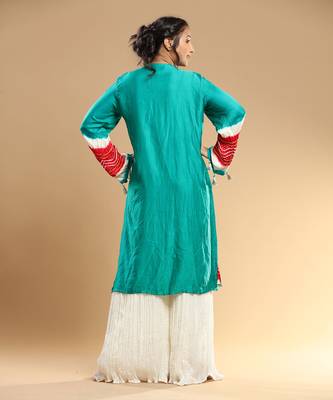 Red Sea Green White Bandhani Jacket Pallazo And Bustier 3
