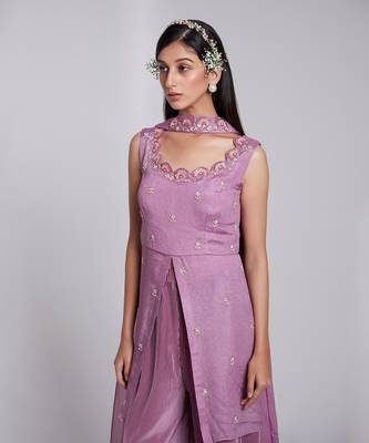 Short Peplum Kurta Set With A Choker Dupatta. 2