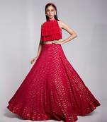 Crop Top Skirt Set With A Flare Of 8 Meters.