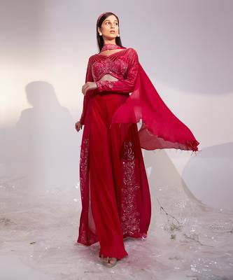 Fusion Set With Floral And Geometrical Details 1