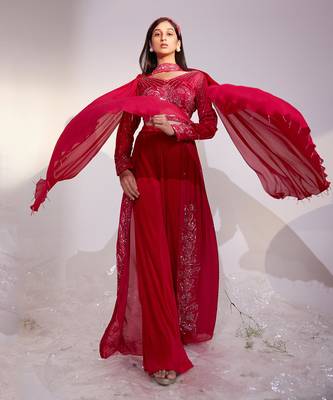 Fusion Set With Floral And Geometrical Details 2