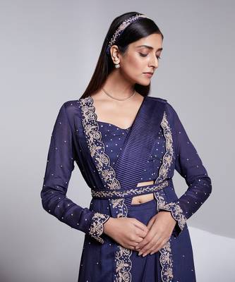 Flawless Predraped Saree With Hand Crafted Buti Bustier 4