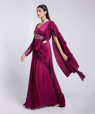 Beautifully Hand Crafted Saree Set Having Pre Pleated Crush Pallu 3