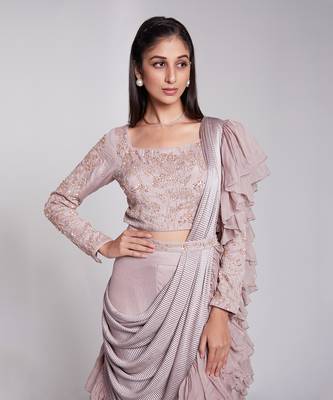 A Very Unique And Chic Pant Saree With A Stunning Drape Style 3