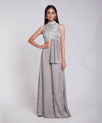 Peplum Top Set On One Side Of The Wait 1