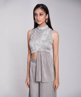 Peplum Top Set On One Side Of The Wait 3