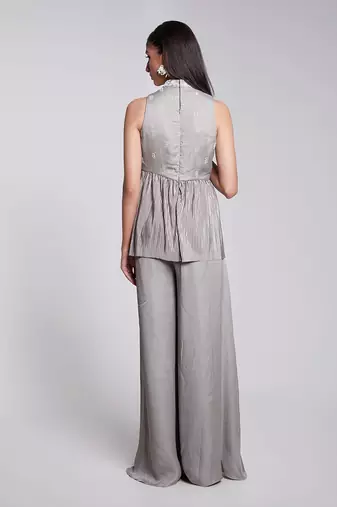 Peplum Top Set On One Side Of The Wait