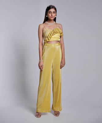 Beautiful Two Piece Set With Asymmetric Blouse Details The Pants Are In Crush Fabric 1