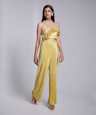 Beautiful Two Piece Set With Asymmetric Blouse Details The Pants Are In Crush Fabric 2