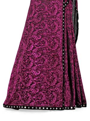 WOMEN  WINE  LYCRA BLEND ZARI PRINT SAREE 5