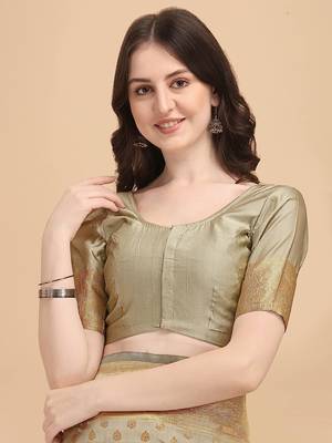 Cream Woven Banarasi Saree Without Blouse 5