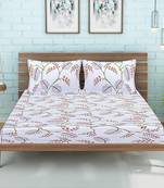 Siroki Bond Off White Premium Cotton Printed Bedsheets with Pillow Cover