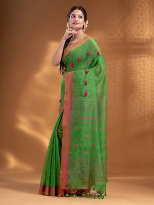 Green Cotton Blend handwoven soft Saree with pom pom 3