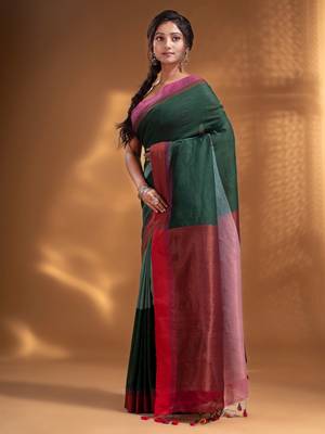 Bottol Green Pure Cotton handwoven soft Saree with zari pallu 3