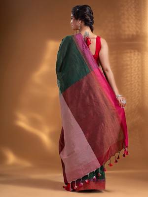Bottol Green Pure Cotton handwoven soft Saree with zari pallu 4