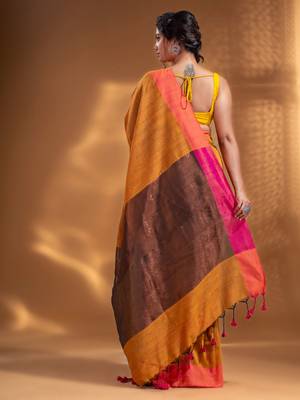 Yellow Pure Cotton Woven Design soft Saree with zari pallu 5