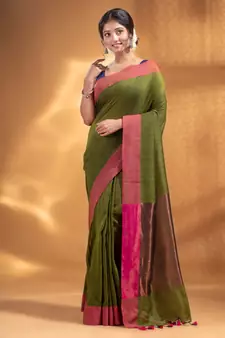 Green Pure Cotton Woven Design soft Saree with zari pallu