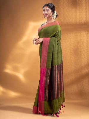 Green Pure Cotton Woven Design soft Saree with zari pallu 3